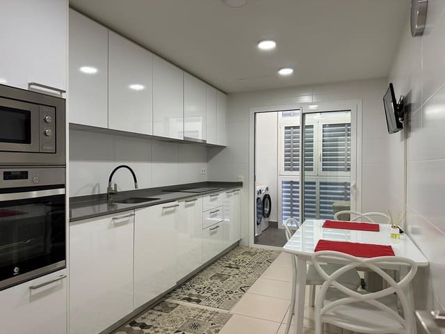 3 soveværelse Lejlighed til leje i Rodeo Alto - Guadaiza - La Campana, Marbella med swimmingpool - € 2.200 (Ref: 9959028)