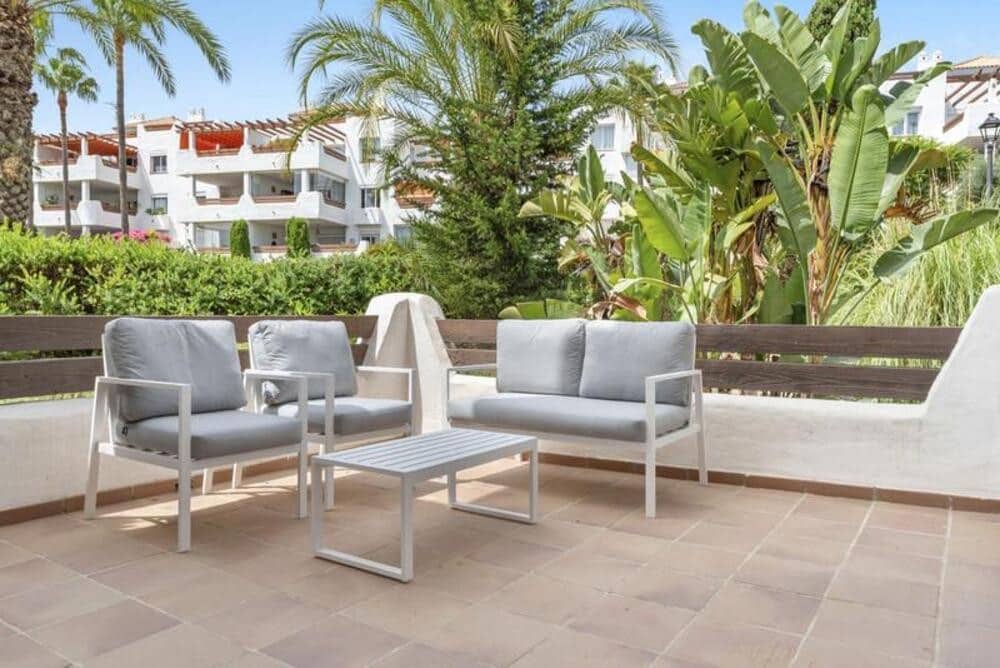 3 bedroom Apartment for rent in Estepona with pool garage - € 2,400 (Ref: 9961912)