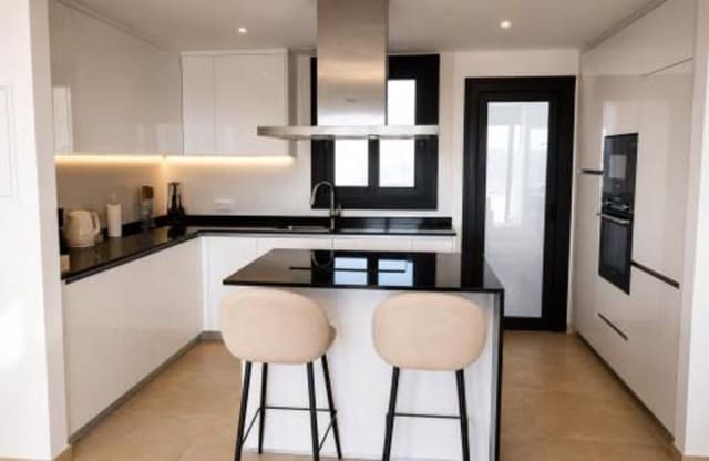 3 bedroom Apartment for rent in Benahavís with pool garage - € 4,000 (Ref: 9966039)