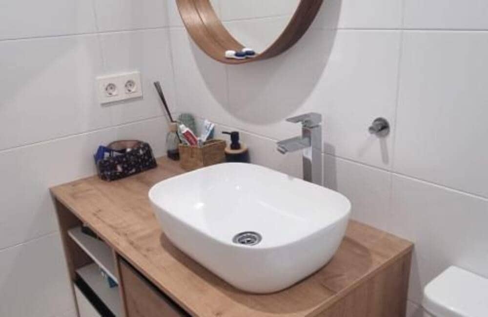 Appartement de 2 chambres à louer à Marbella avec piscine garage - 2 000 € (Ref: 9966041)