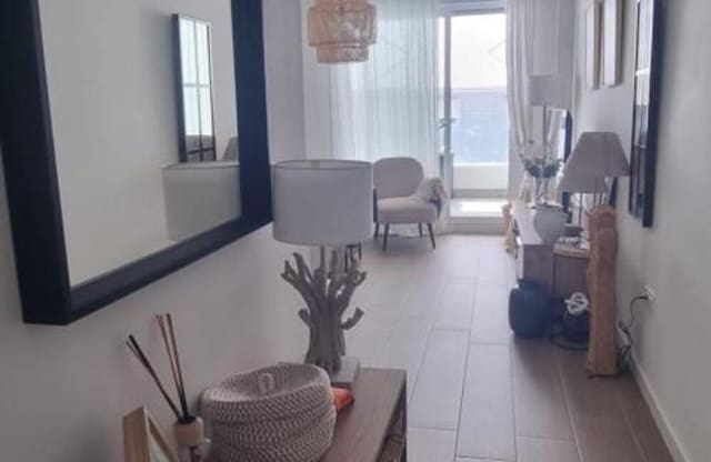 Appartement de 2 chambres à louer à Rodeo Alto - Guadaiza - La Campana, Marbella avec piscine garage - 2 000 € (Ref: 9966041)