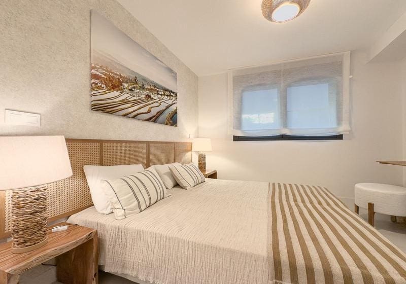 3 sypialnia Apartament do wynajęcia w Estepona z basenem garażem - 3 500 € (Ref: 9969247)