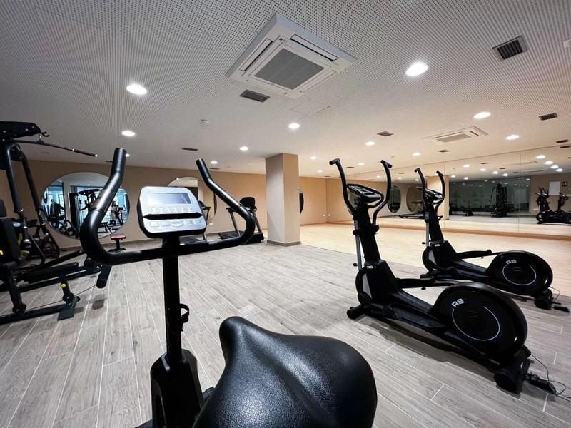 3 sypialnia Apartament do wynajęcia w Estepona z basenem garażem - 3 500 € (Ref: 9969247)