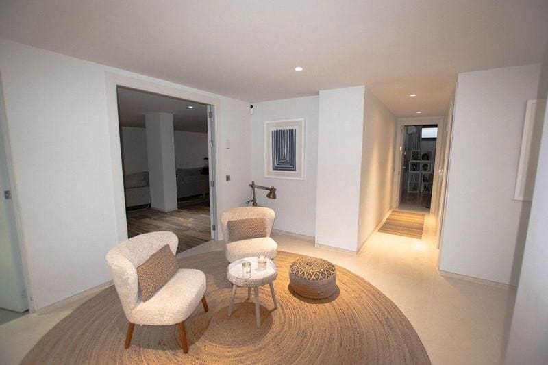 6 soveværelse Villa til salg i Nueva Andalucia med swimmingpool garage - € 3.395.000 (Ref: 9969248)