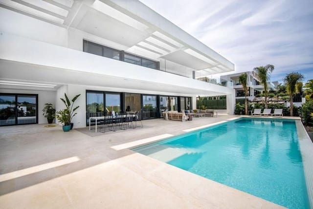 6 soveværelse Villa til salg i Las Brisas, Marbella med swimmingpool garage - € 3.395.000 (Ref: 9969248)