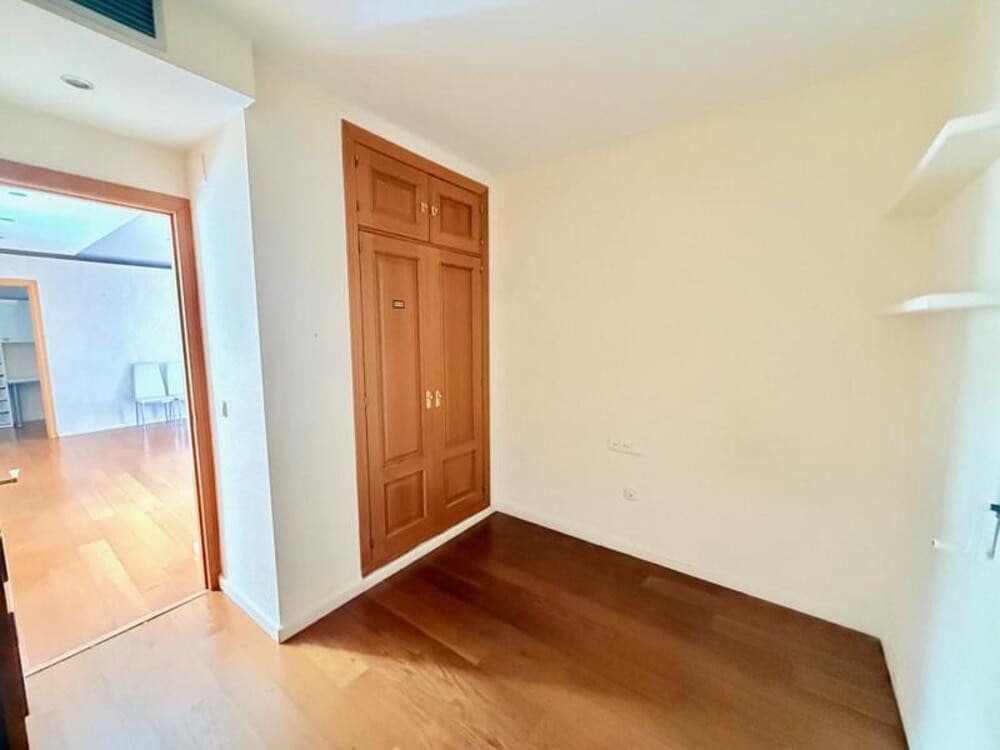 5 Zimmer Penthouse zu vermieten in Marbella mit Pool Garage - 3.000 € (Ref: 9969250)