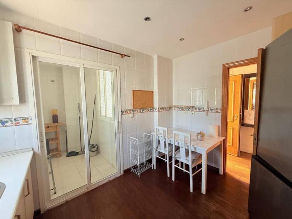 5 Zimmer Penthouse zu vermieten in Marbella mit Pool Garage - 3.000 € (Ref: 9969250)