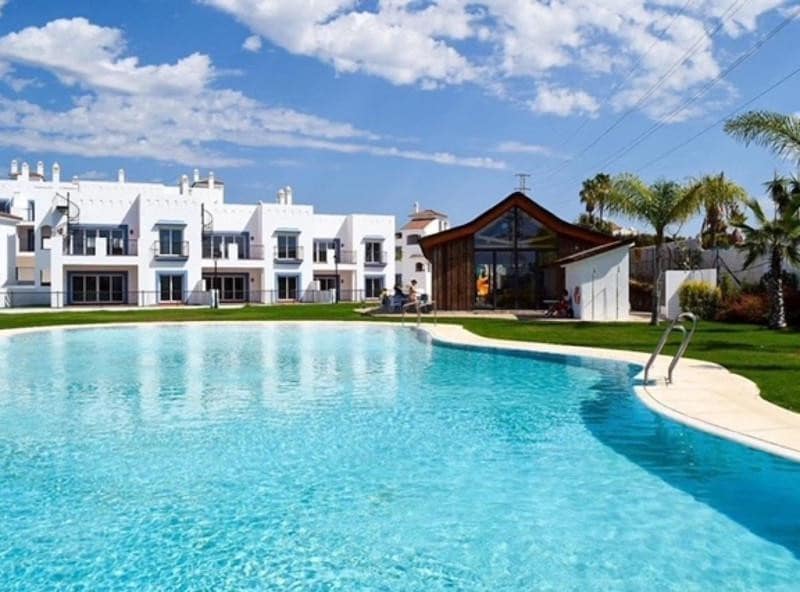 3 camera da letto Appartamento da affittare in Benahavis con piscina garage - 3.250 € (Rif: 9972768)