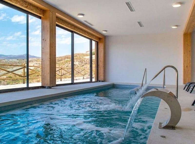 3 camera da letto Appartamento da affittare in Benahavis con piscina garage - 3.250 € (Rif: 9972768)