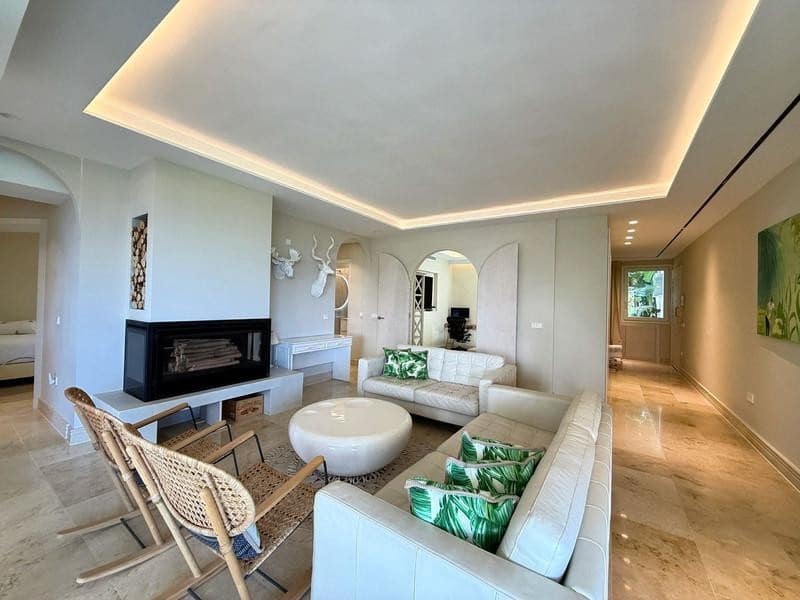 4 camera da letto Appartamento da affittare in Guadalmina con piscina garage - 3.500 € (Rif: 9972769)