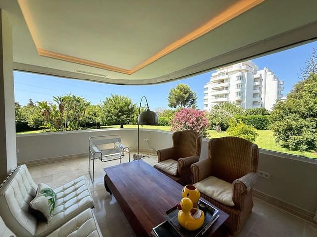 4 soveværelse Lejlighed til leje i Guadalmina Alta, Marbella med swimmingpool garage - € 3.500 (Ref: 9972769)