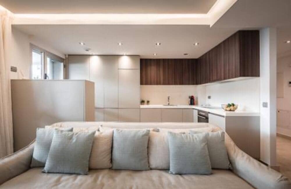 2 soverom Leilighet til leie i San Pedro de Alcantara med svømmebasseng garasje - € 2 400 (Ref: 9974573)