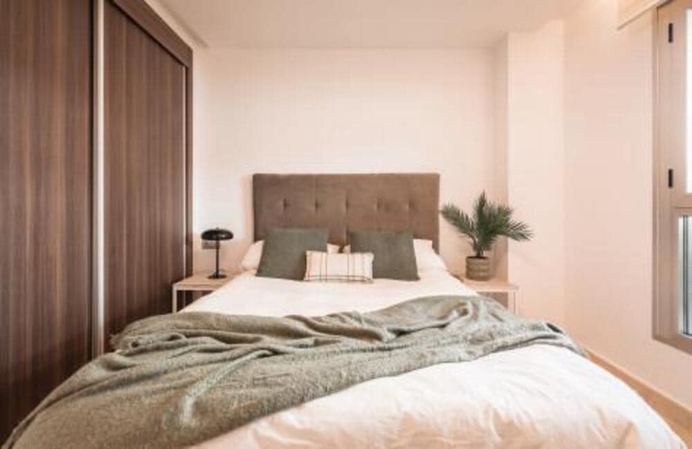 2 soverom Leilighet til leie i San Pedro de Alcantara med svømmebasseng garasje - € 2 400 (Ref: 9974573)