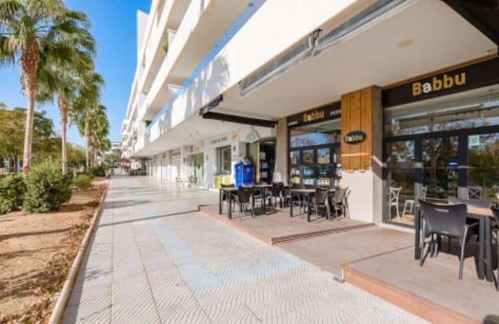 2 soverom Leilighet til leie i San Pedro de Alcantara med svømmebasseng garasje - € 2 400 (Ref: 9974573)