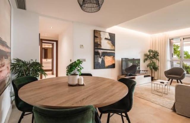 2 soverom Leilighet til leie i Nueva Alcántara, Marbella med svømmebasseng garasje - € 2 400 (Ref: 9974573)