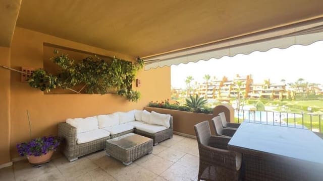 3 Zimmer Apartment zu vermieten in El Padrón, Estepona mit Pool Garage - 4.000 € (Ref: 9976721)