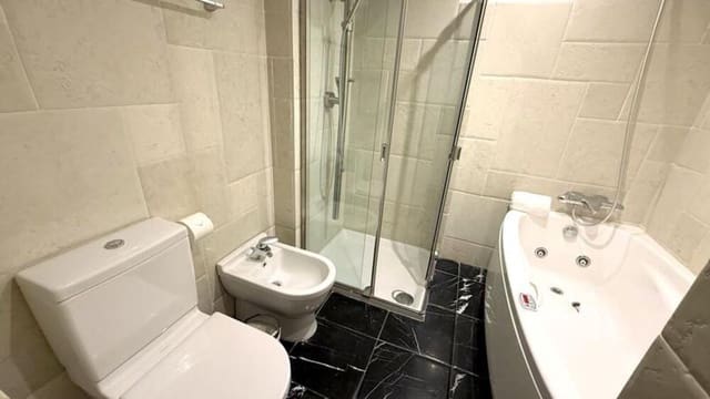 3 camera da letto Appartamento da affittare in La Carolina - Guadalpín, Marbella con piscina garage - 4.700 € (Rif: 9978108)
