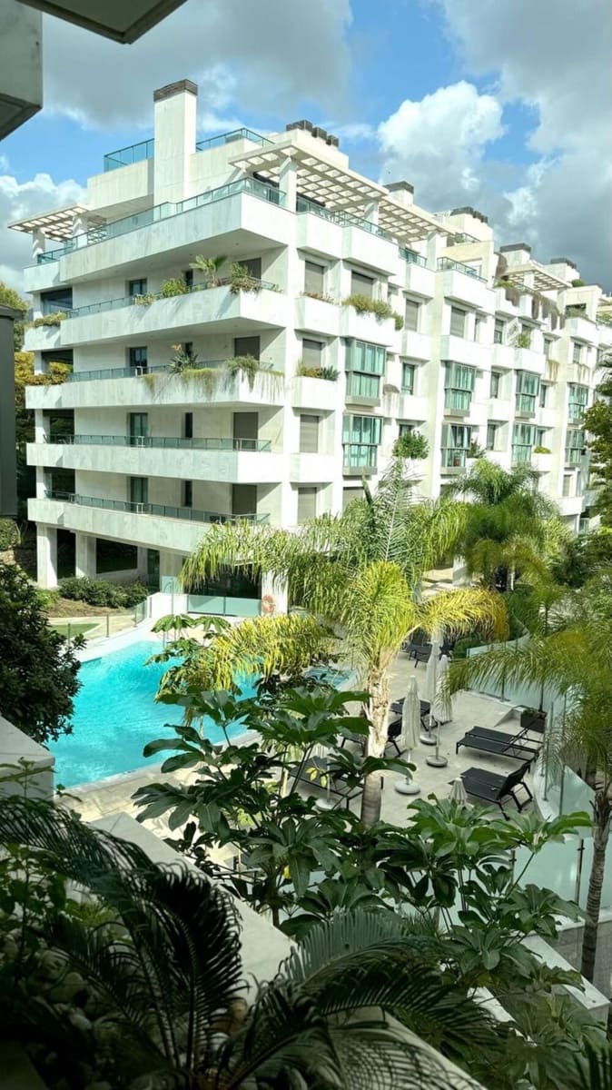3 slaapkamer Appartement te huur in Marbella met zwembad garage - € 4.700 (Ref: 9978108)