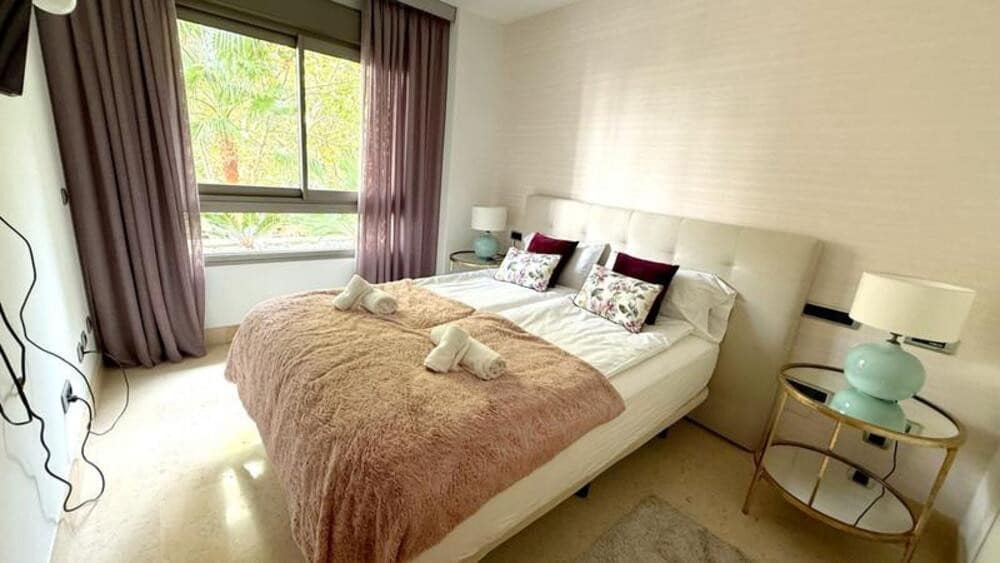 3 slaapkamer Appartement te huur in Marbella met zwembad garage - € 4.700 (Ref: 9978108)