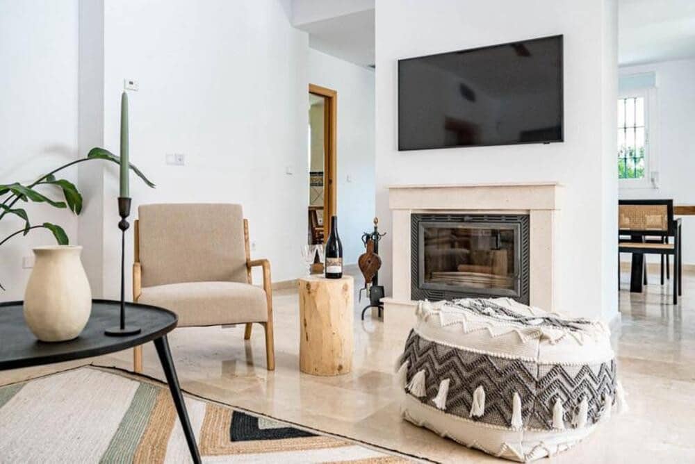 6 soverom Kjedet enebolig til leie i San Pedro de Alcantara med svømmebasseng garasje - € 6 500 (Ref: 9978110)