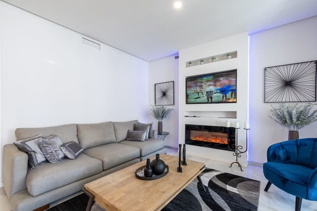 2 quarto Apartamento para arrendar em Torrecilla - La Cañada, Marbella com piscina garagem - 2 400 € (Ref: 9981749)