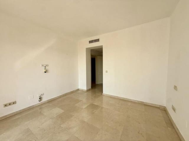 3 camera da letto Appartamento da affittare in La Quinta, Benahavís con piscina garage - 2.750 € (Rif: 9981750)