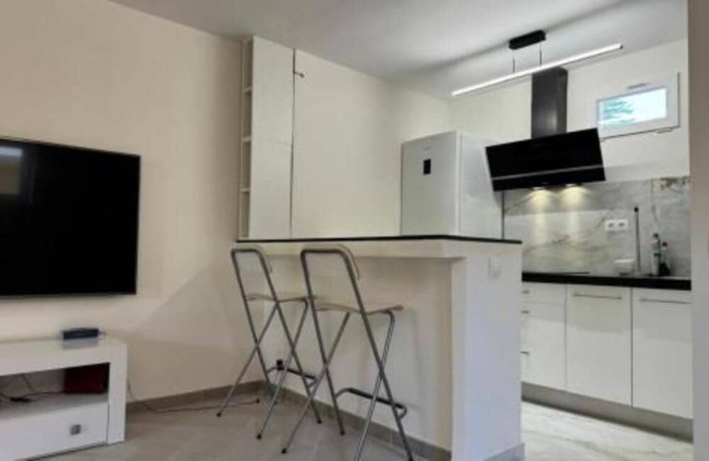 2 sovrum Lägenhet till salu i Estepona med pool garage - 335 000 € (Ref: 9984275)