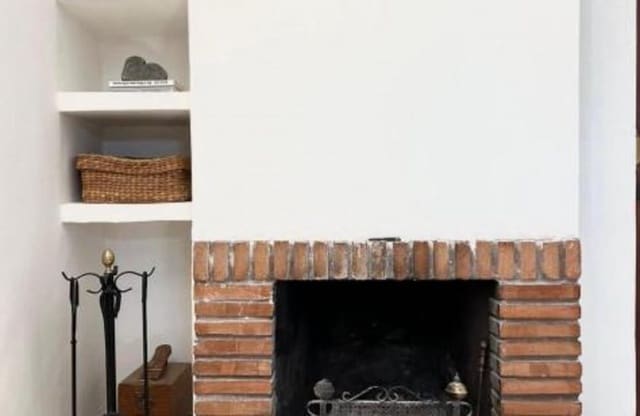 2 soveværelse Lejlighed til salg i El Velerín, Estepona med swimmingpool garage - € 335.000 (Ref: 9984275)