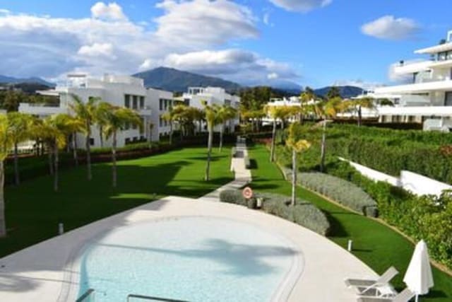 3 soverom Leilighet til leie i Nueva Atalaya, Estepona med svømmebasseng garasje - € 5 500 (Ref: 9984277)