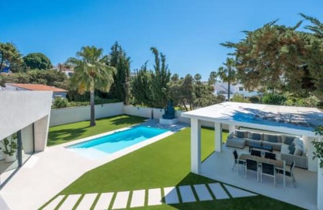 4 quarto Moradia para venda em Marbesa, Marbella com piscina garagem - 2 395 000 € (Ref: 9986286)