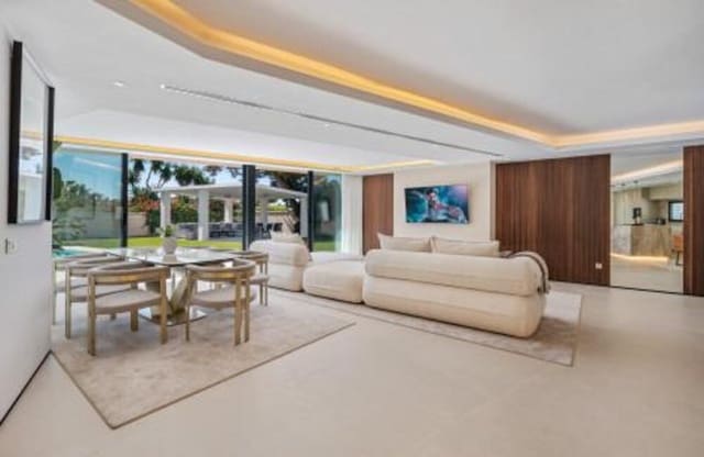 4 quarto Moradia para venda em Marbesa, Marbella com piscina garagem - 2 395 000 € (Ref: 9986286)