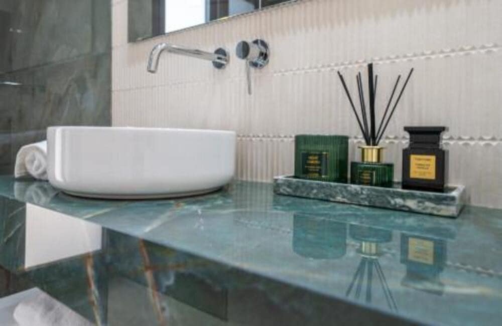 4 soveværelse Villa til salg i Marbella med swimmingpool garage - € 2.395.000 (Ref: 9986286)