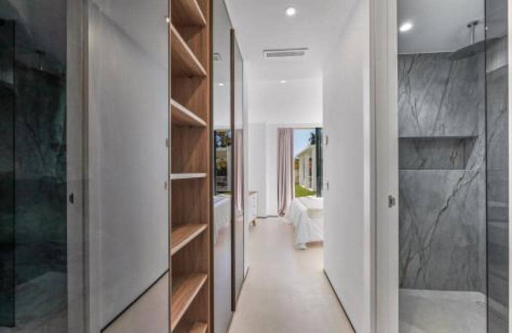 4 soveværelse Villa til salg i Marbella med swimmingpool garage - € 2.395.000 (Ref: 9986286)