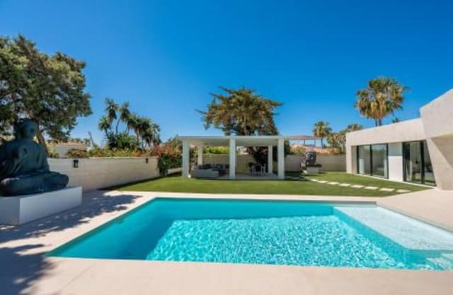 4 quarto Moradia para venda em Marbesa, Marbella com piscina garagem - 2 395 000 € (Ref: 9986286)