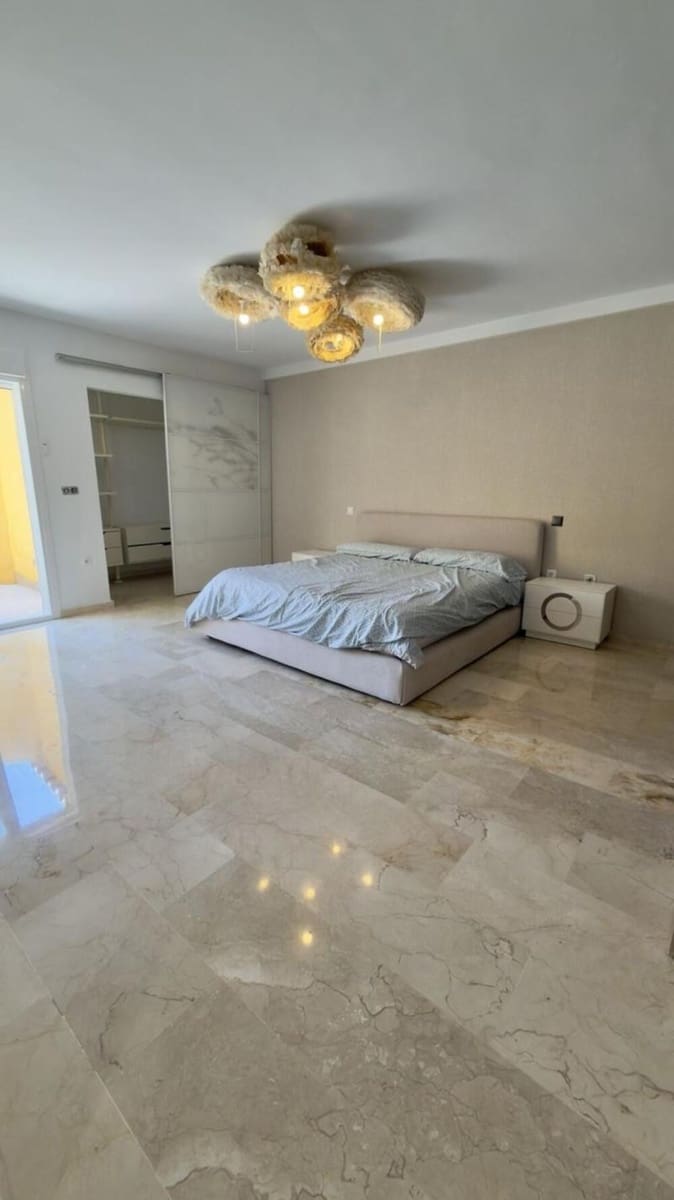3 soverom Penthouse til salgs i Guadalmina med svømmebasseng garasje - € 850 000 (Ref: 9986287)