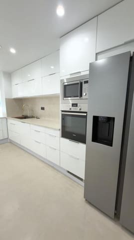 3 soverom Penthouse til salgs i Guadalmina Alta, Marbella med svømmebasseng garasje - € 850 000 (Ref: 9986287)