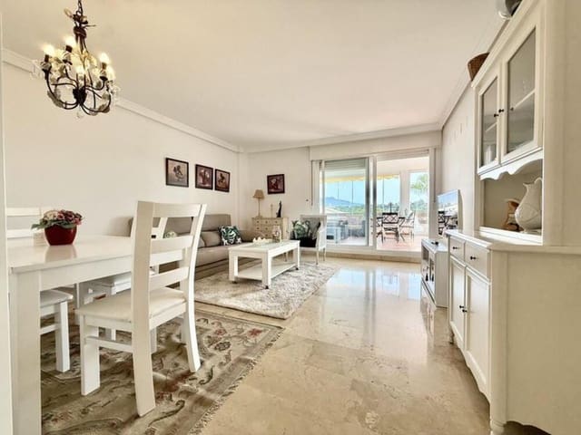 2 quarto Apartamento para arrendar em La Concha - Resina Golf, Estepona com piscina garagem - 2 000 € (Ref: 9990139)