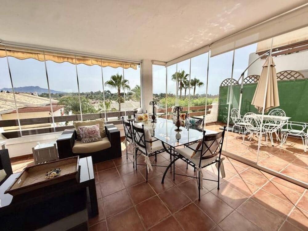 2 quarto Apartamento para arrendar em Estepona com piscina garagem - 2 000 € (Ref: 9990139)