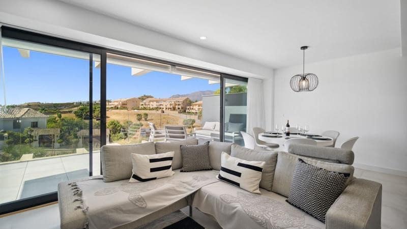 3 slaapkamer Appartement te huur in Estepona met zwembad garage - € 3.500 (Ref: 9996566)