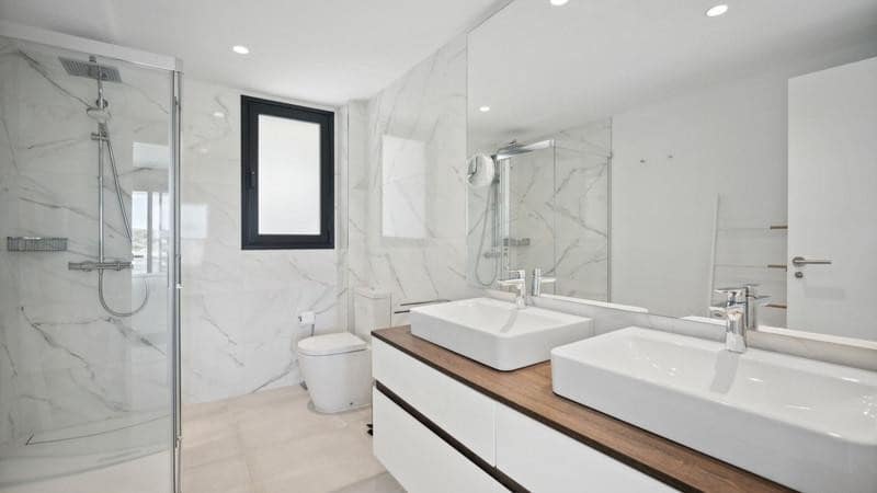 3 slaapkamer Appartement te huur in Estepona met zwembad garage - € 3.500 (Ref: 9996566)