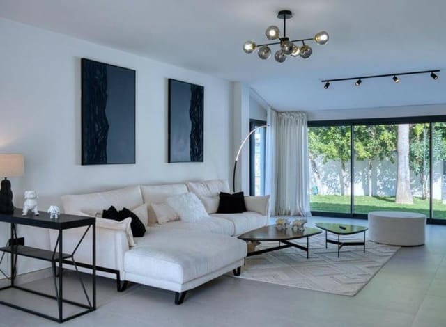 5 slaapkamer Villa te huur in Rodeo Alto - Guadaiza - La Campana, Marbella met zwembad garage - € 12.500 (Ref: 9997930)