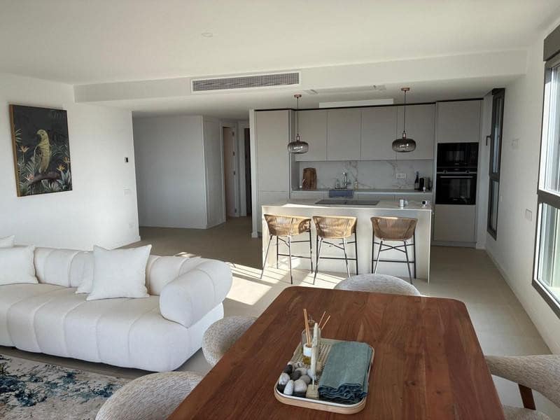 3 camera da letto Appartamento da affittare in New Golden Mile con piscina garage - 3.200 € (Rif: 9997931)