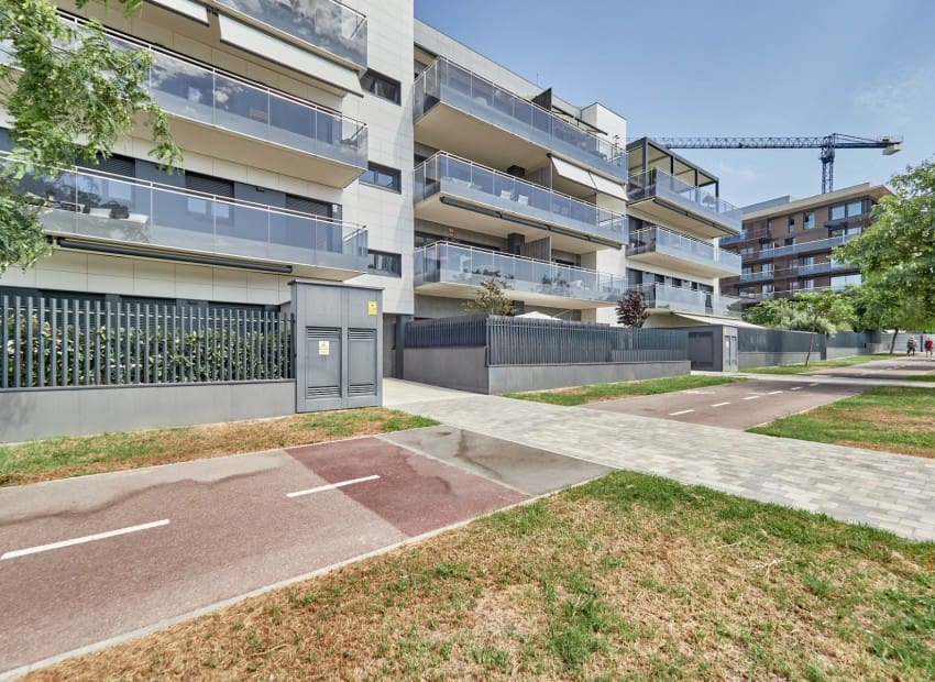 3 soveværelse Lejlighed til salg i Sitges med swimmingpool garage - € 855.000 (Ref: 10095758)