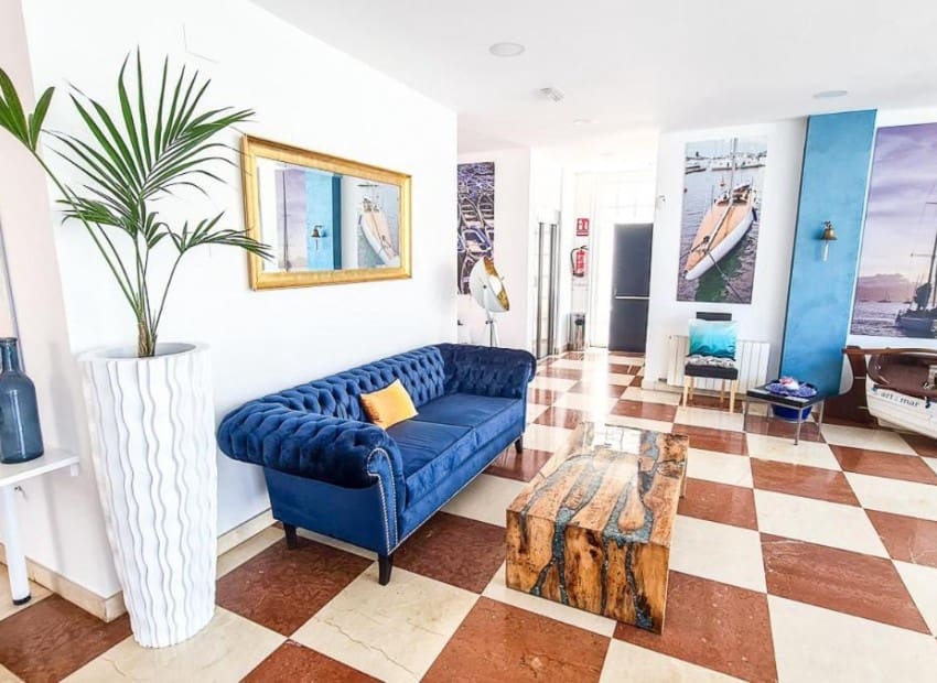 18 sovrum Hotell till salu i Calafell med garage - 1 450 000 € (Ref: 8870034)