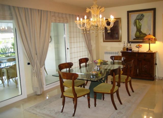 4 quarto Apartamento para venda em Castelldefels com piscina - 1 450 000 € (Ref: 8870035)