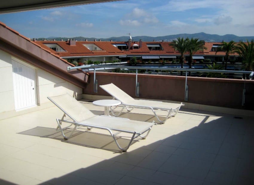 4 soveværelse Lejlighed til salg i Castelldefels med swimmingpool - € 1.450.000 (Ref: 8870035)