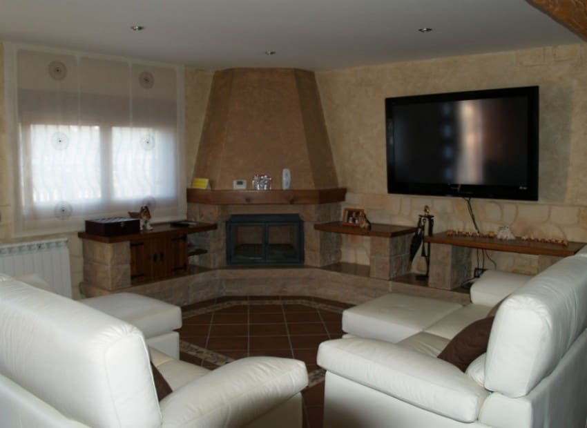 5 bedroom Villa for sale in Cubelles with pool - € 1,500,000 (Ref: 8870037)