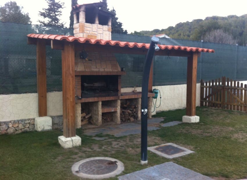 5 bedroom Villa for sale in Cubelles with pool - € 1,500,000 (Ref: 8870037)