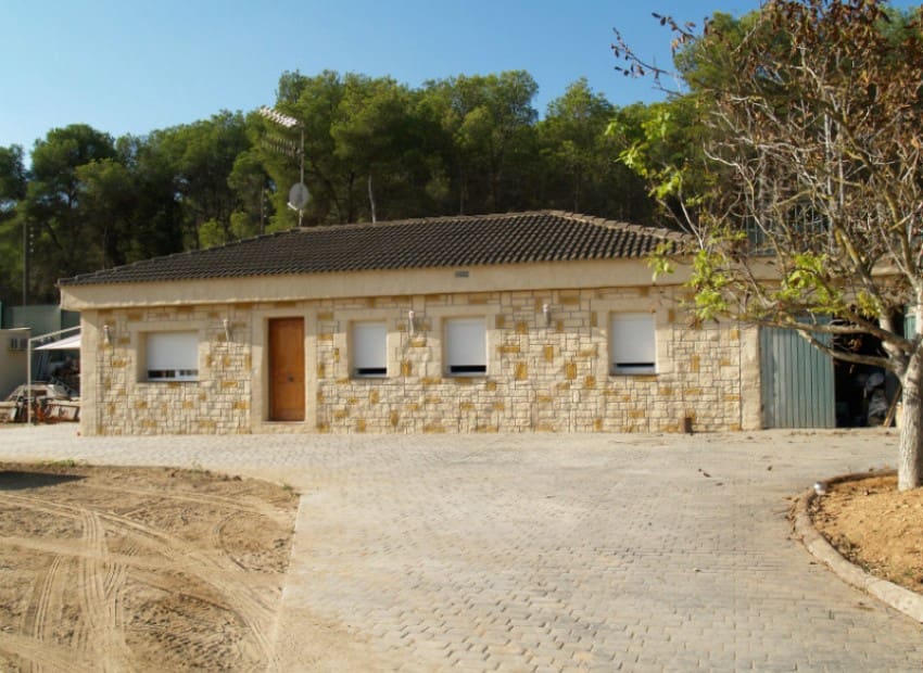 5 bedroom Villa for sale in Cubelles with pool - € 1,500,000 (Ref: 8870037)