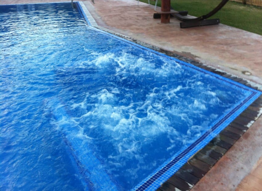 5 bedroom Villa for sale in Cubelles with pool - € 1,500,000 (Ref: 8870037)